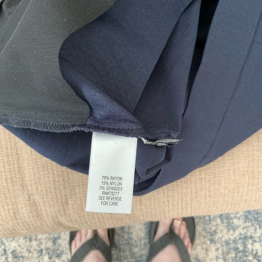 Dana Buchman pull on pant EUC - Picture 4 of 5